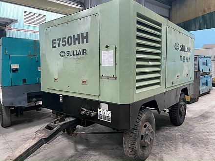 Máy nén khí Sullair E750HH